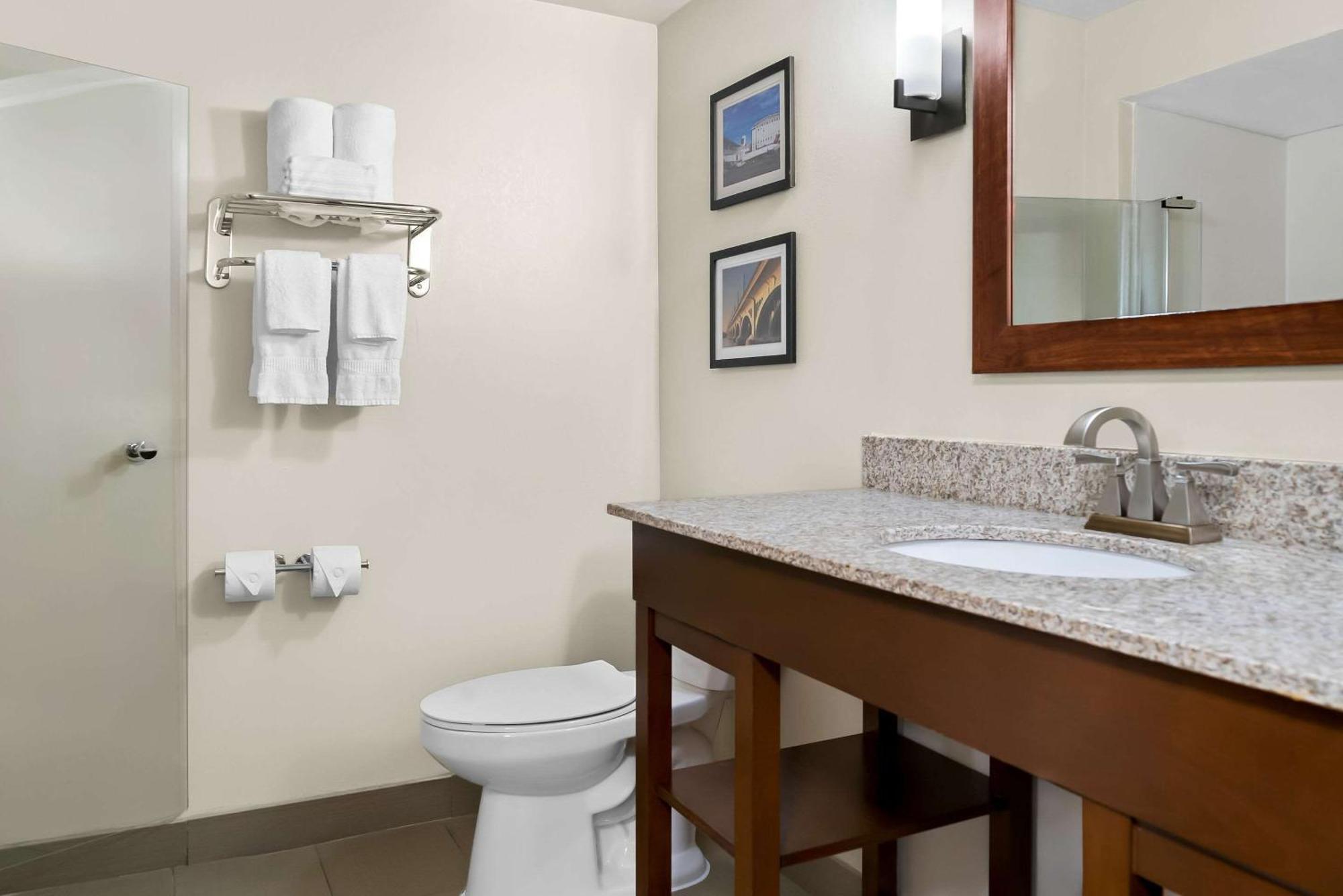 Comfort Inn & Suites Тейлор Екстер'єр фото