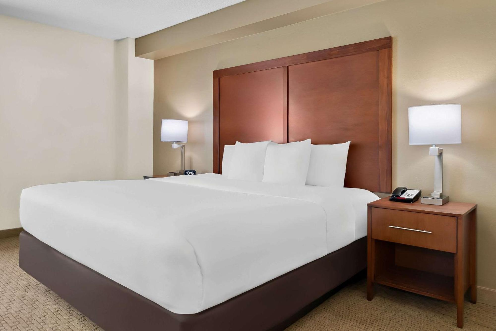 Comfort Inn & Suites Тейлор Екстер'єр фото